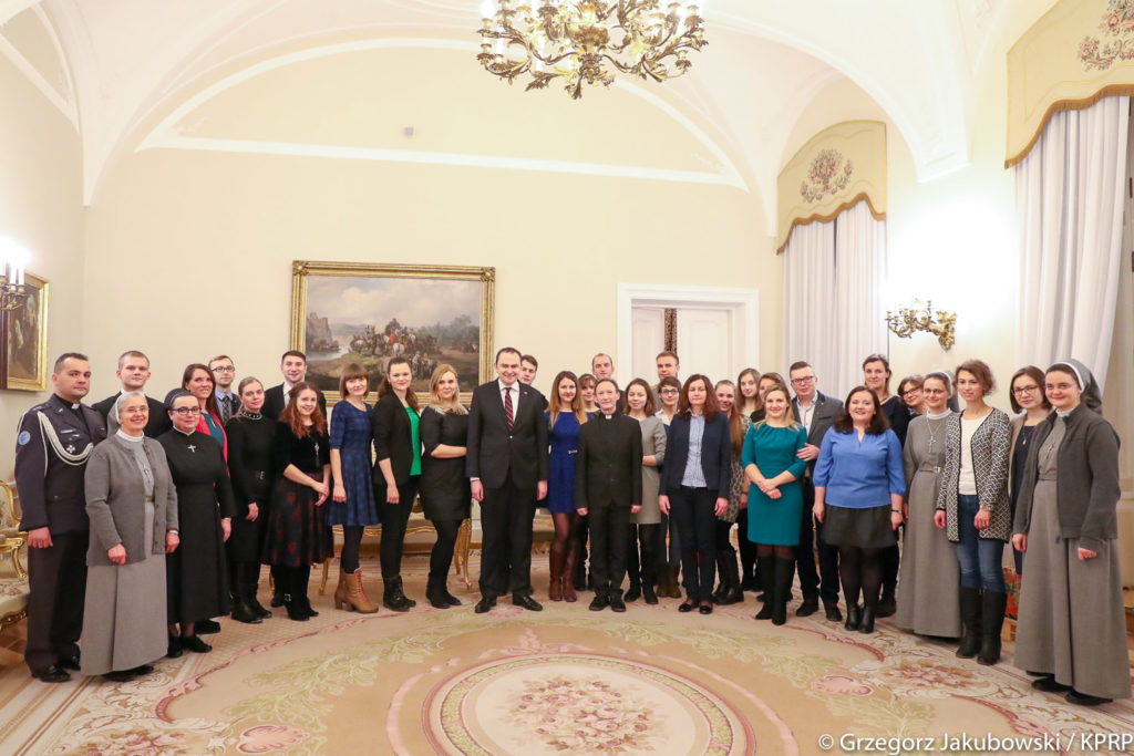 Młodzież polska z Białorusi, Ukrainy, Rosji i Kazachstanu odwiedziła Pałac 